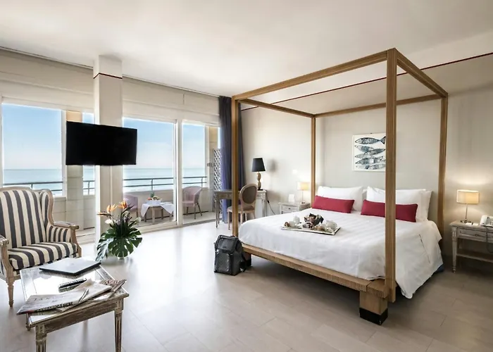Hotel Sina Astor